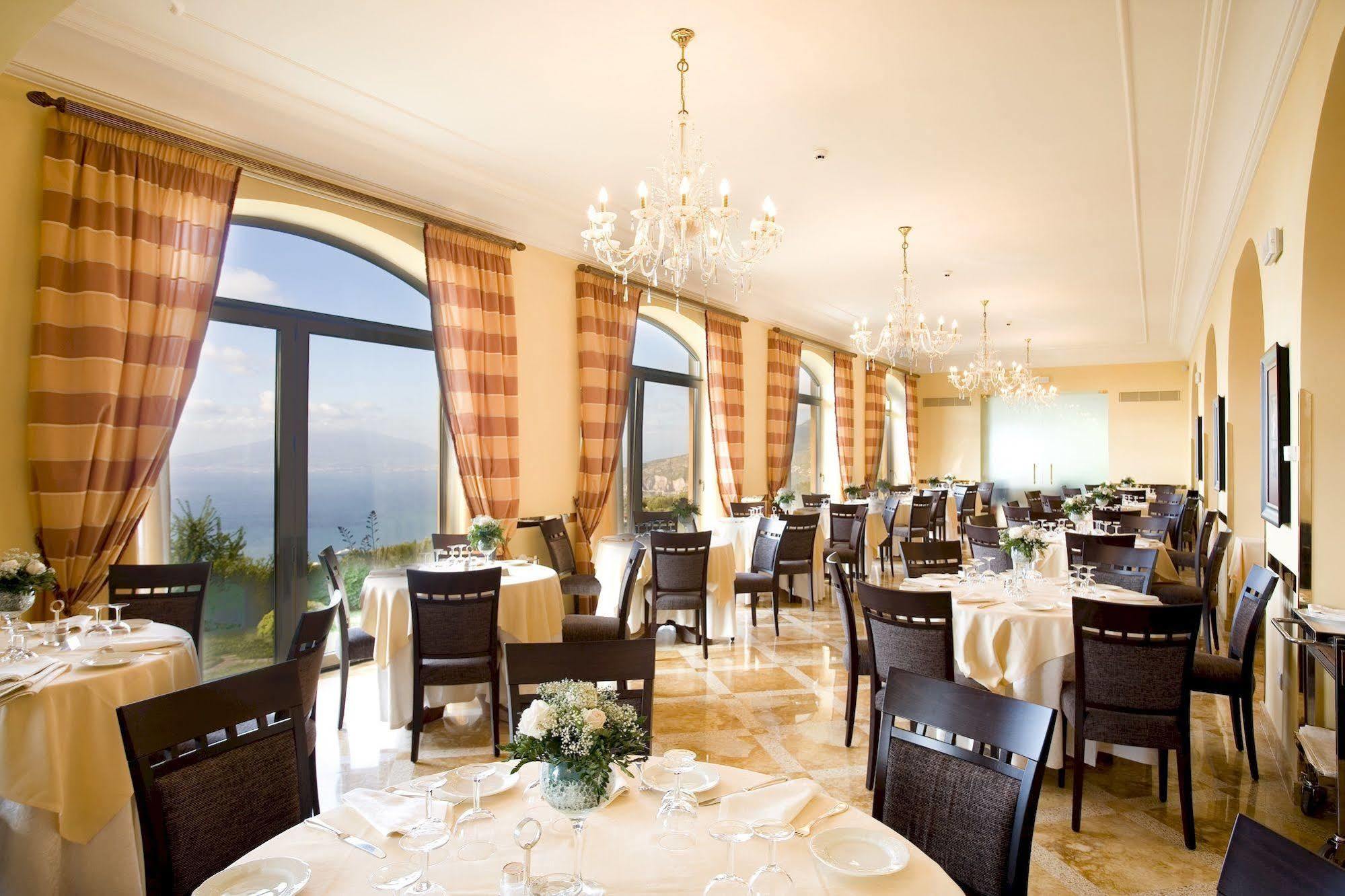 Grand Hotel Due Golfi Sant'Agata sui due Golfi Luaran gambar