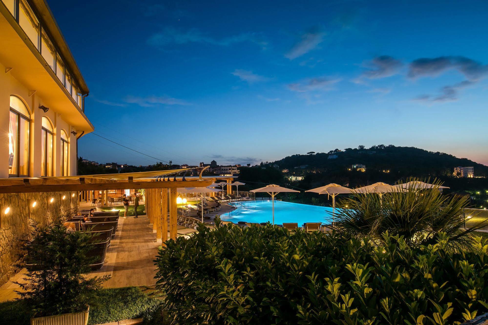 Grand Hotel Due Golfi Sant'Agata sui due Golfi Luaran gambar